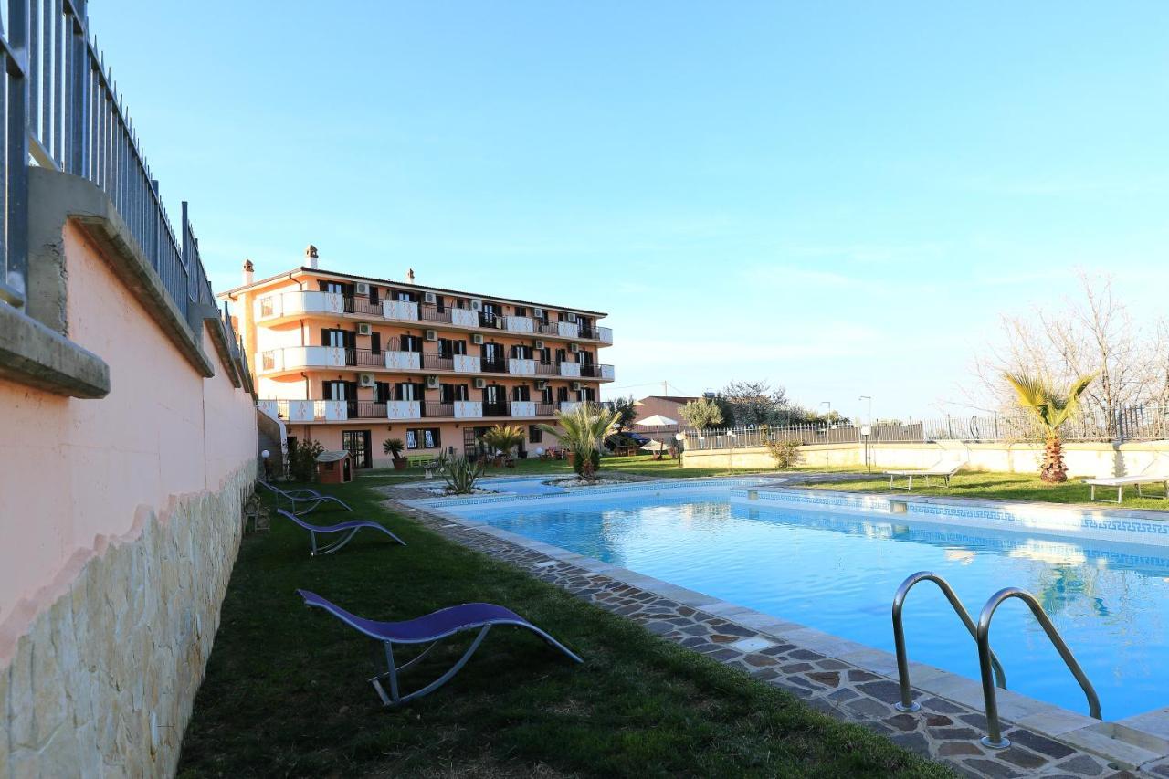 Chimento Resort Corigliano Calabro Eksteriør bilde