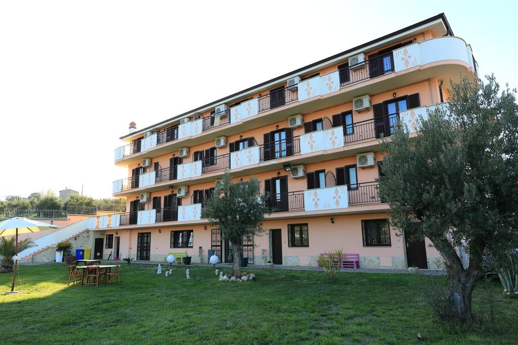 Chimento Resort Corigliano Calabro Eksteriør bilde