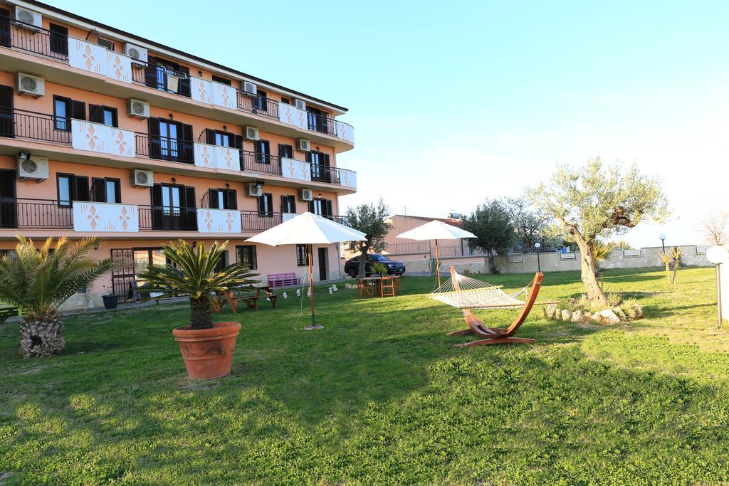 Chimento Resort Corigliano Calabro Eksteriør bilde